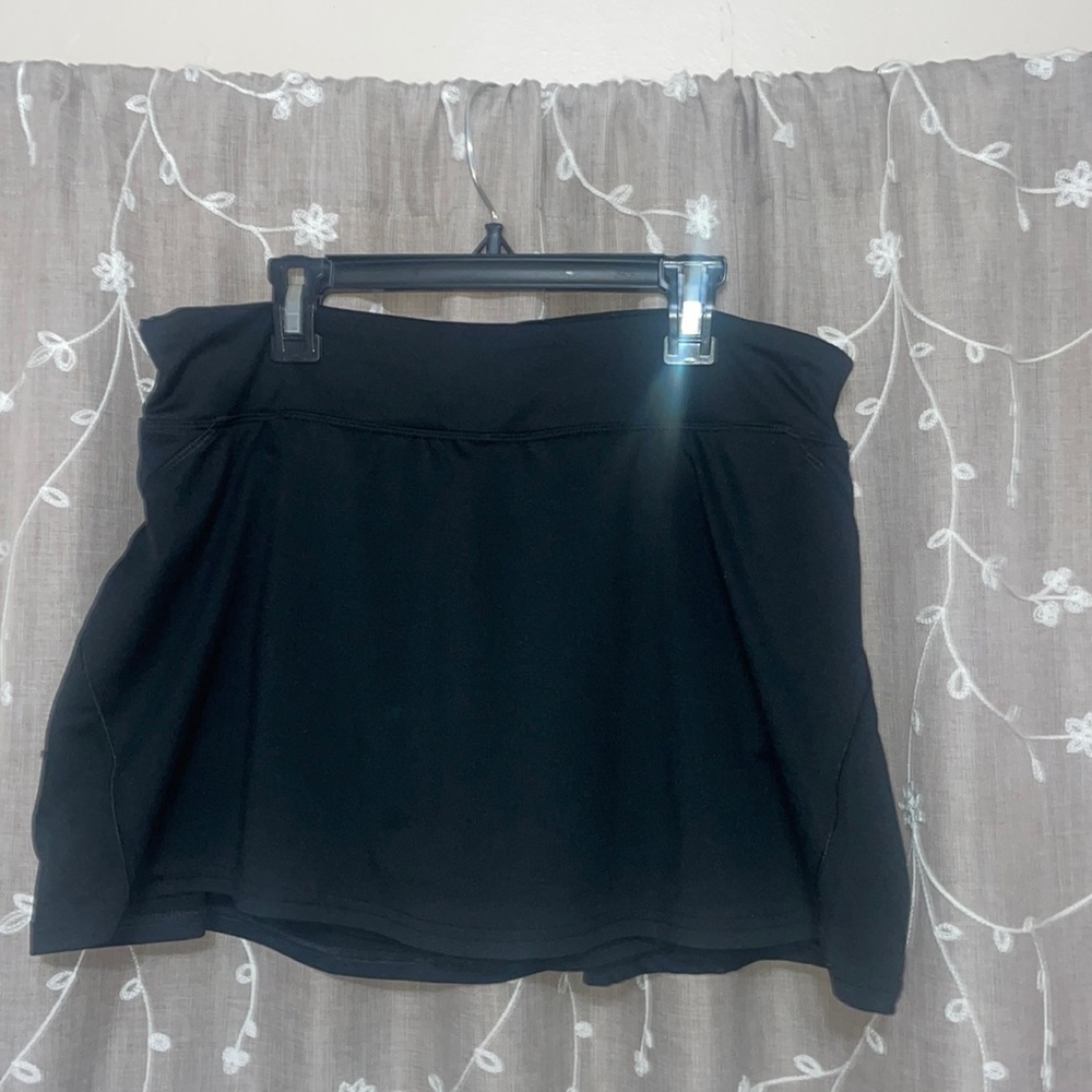 Women skort